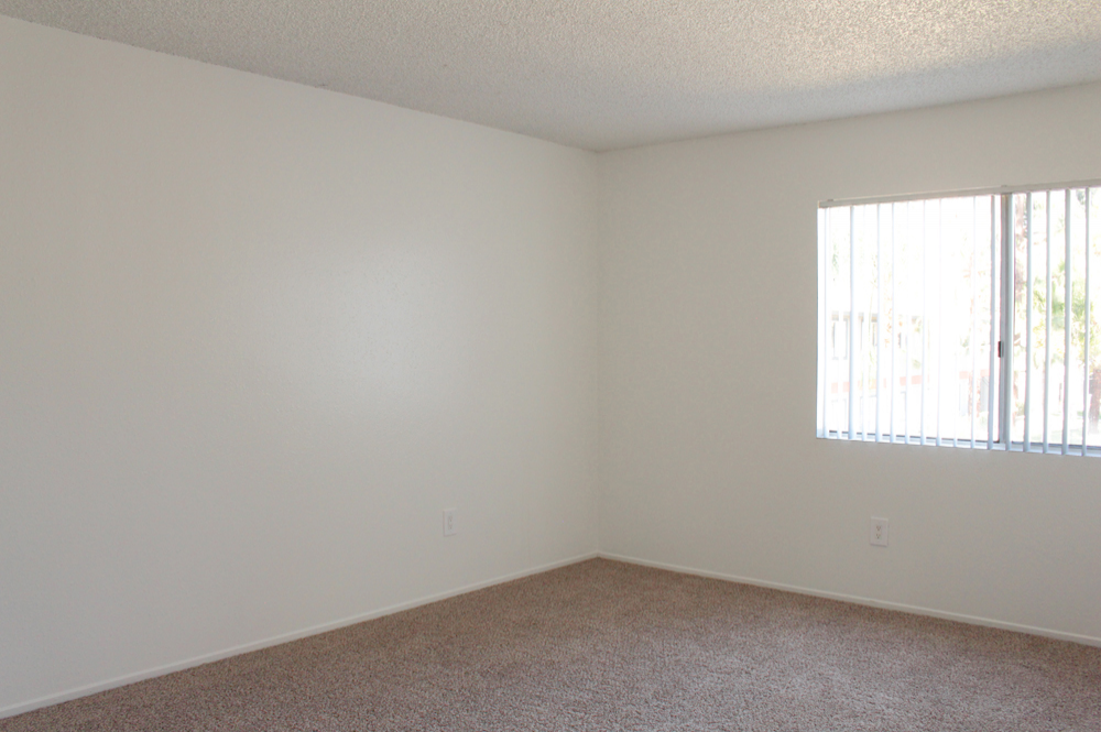 This image is the visual representation of Interiors 2 10 in Northpointe Apartments.